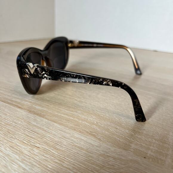 Valentino V628S 712 Sunglasses FRAMES ONLY Black Silver Cat Eye 54-14-135 main image 5